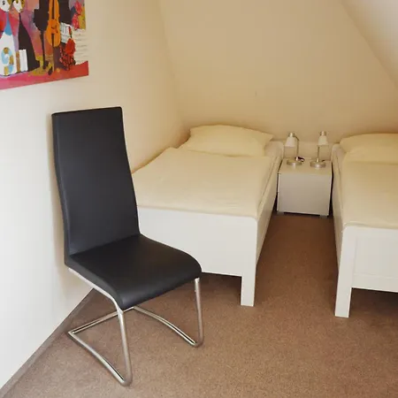 Reetdachhaus 6, Inkl 2 Parkplaetze Holiday home Fehmarn