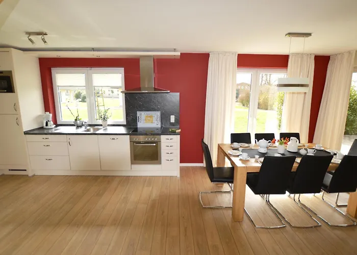 Reetdachhaus 6, Inkl 2 Parkplaetze