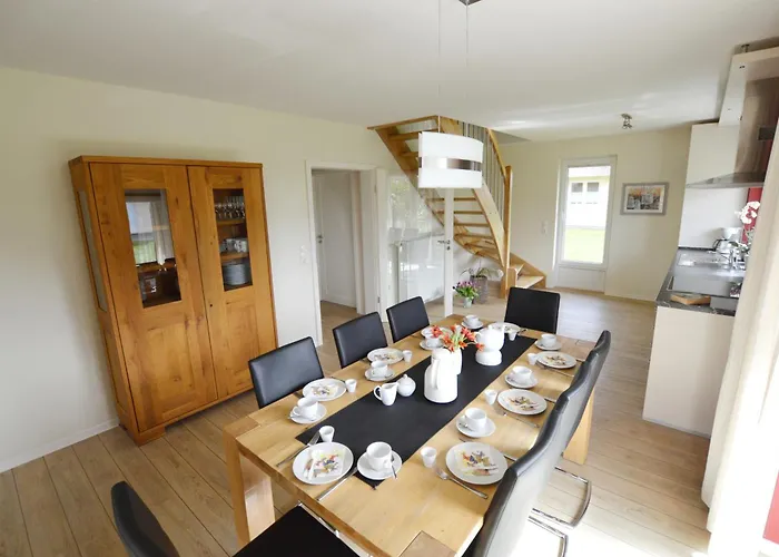 Vakantiehuis Reetdachhaus 6, Inkl 2 Parkplaetze *