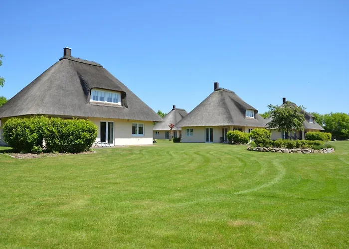 Reetdachhaus 6, Inkl 2 Parkplaetze